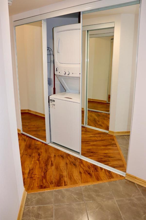 Apartment/2Bedrooms/2 Full Bathrooms/Free Parking Toronto Exteriör bild