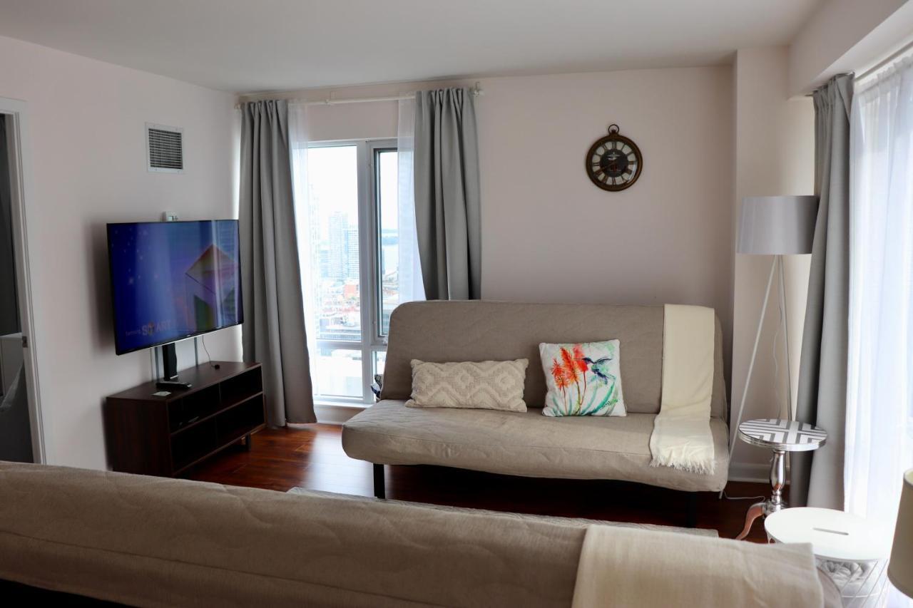 Apartment/2Bedrooms/2 Full Bathrooms/Free Parking Toronto Exteriör bild